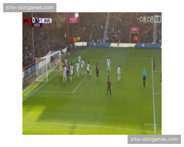 伯恩茅斯拉扬崛起成赛季亮点 巴西小将头球破门展现全能属性