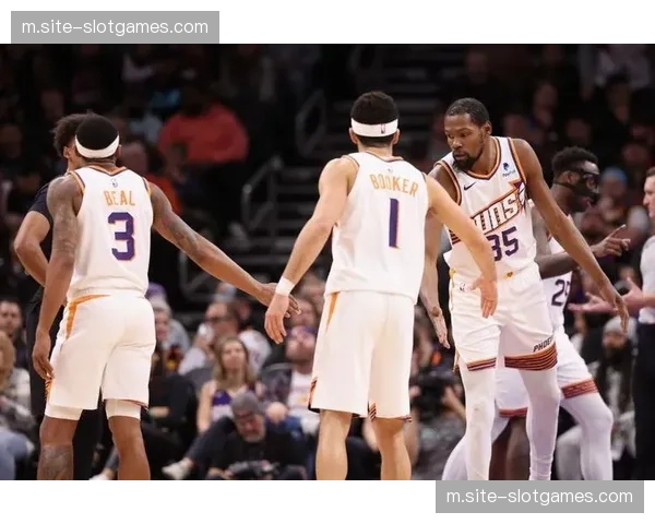 太阳后场篮板保护联盟垫底 场均28.5个暴露护框短板