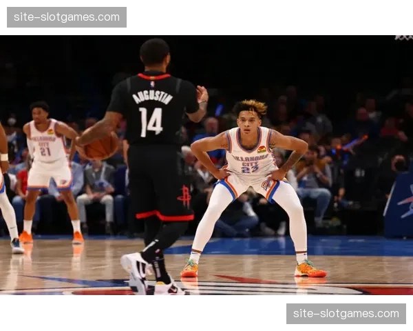 火箭申京背伤影响移动 内线护框效率大幅下降 火箭申京背伤影响移动 内线护框效率大幅下降